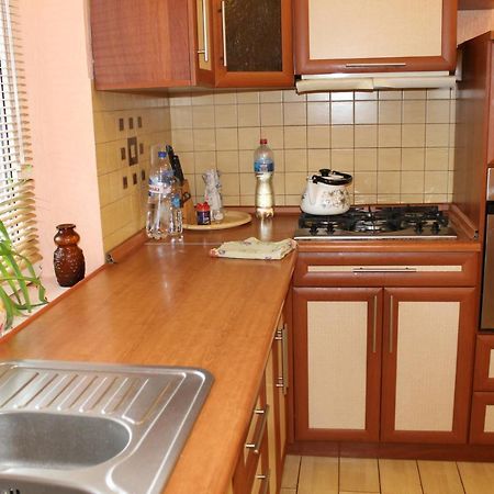Studio apartment Chernihiv Bagian luar foto