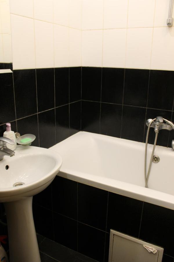 Studio apartment Chernihiv Bagian luar foto